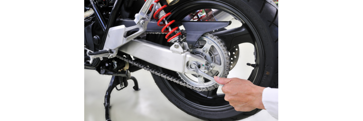 Motosiklet Zinciri Neden Gevşer?