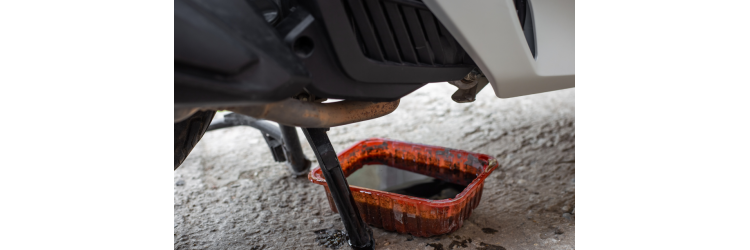 Motosiklet Motor Yağının Kararmasının Temel Nedenleri